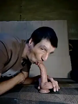 Snapshot of N_i_k_o_l_a_u chatting on 02-25-26, 01:44 N i k o l a u online show from 02-25-26, 01:44