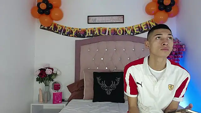 AmelieAndAce online show from 10-07-25, 01:01