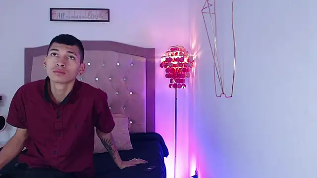 AmelieAndAce online show from 09-26-25, 12:45