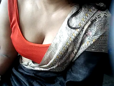 Snapshot of Anaconda-Mall chatting on 10-11-25, 05:47 Anaconda-Mall online show from 10-11-25, 05:47