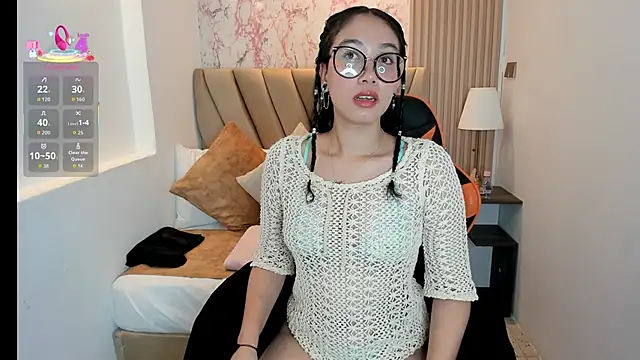 Yuna  Min online show from 10-04-25, 12:07