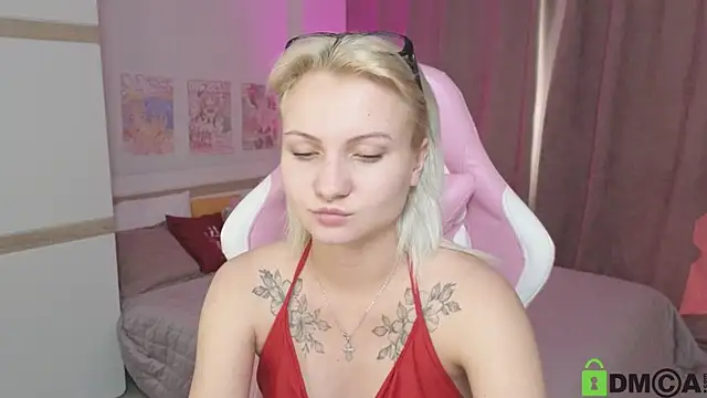Snapshot of Cameronlovely_ chatting on 09-09-25, 08:13 Cameronlovely online show from 09-09-25, 08:13