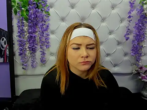 JuliettaRousse69 online show from 09-11-25, 12:27