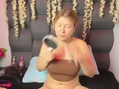 JuliettaRousse69 online show from 11-13-25, 12:31