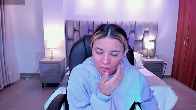 Celestee rain online show from 09-14-25, 08:37