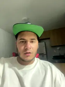 Pablo EscobarGomez online show from 12-16-25, 02:49