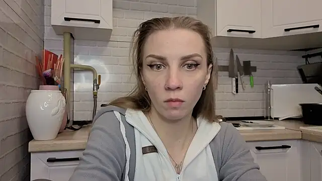 Snapshot of Edena_ chatting on 04-10-26, 07:54 Edena online show from 04-10-26, 07:54