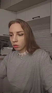 Snapshot of Edena_ chatting on 03-09-26, 04:10 Edena online show from 03-09-26, 04:10