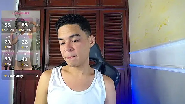 Snapshot of edy_play chatting on 09-30-25, 05:57 edy play online show from 09-30-25, 05:57