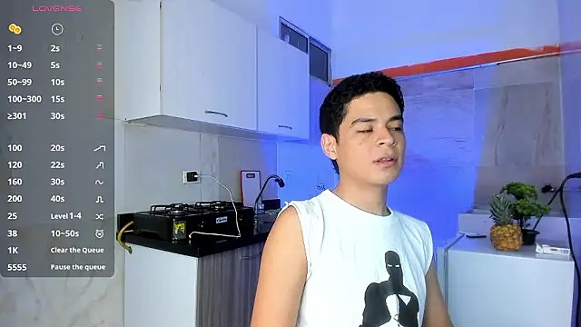 Snapshot of edy_play chatting on 01-08-26, 02:39 edy play online show from 01-08-26, 02:39