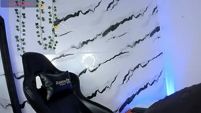 Snapshot of edy_play chatting on 01-15-26, 03:54 edy play online show from 01-15-26, 03:54