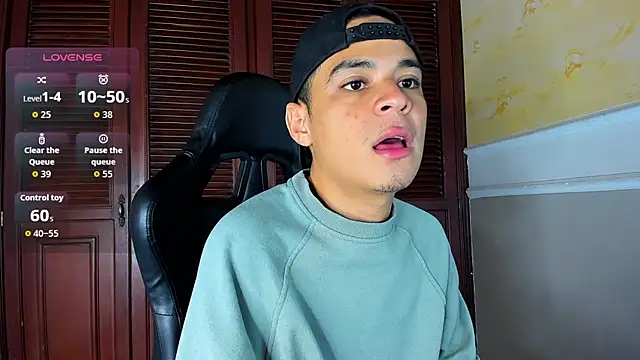 Snapshot of edy_play chatting on 11-03-25, 05:23 edy play online show from 11-03-25, 05:23