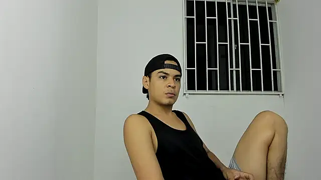 Snapshot of edy_play chatting on 11-17-25, 05:55 edy play online show from 11-17-25, 05:55