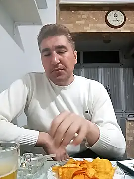 Snapshot of mert0359 chatting on 10-14-25, 09:25 mert0359 online show from 10-14-25, 09:25