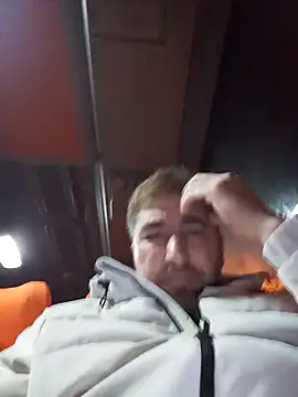 Snapshot of mert0359 chatting on 11-30-25, 09:26 mert0359 online show from 11-30-25, 09:26