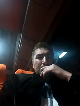 Snapshot of mert0359 chatting on 10-30-25, 09:22 mert0359 online show from 10-30-25, 09:22