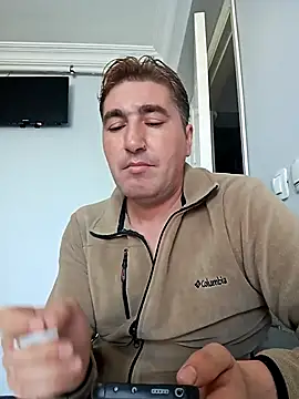 Snapshot of mert0359 chatting on 09-22-25, 10:54 mert0359 online show from 09-22-25, 10:54