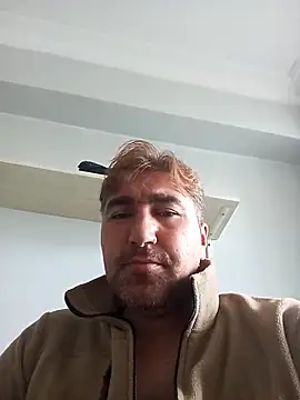 Snapshot of mert0359 chatting on 09-19-25, 08:18 mert0359 online show from 09-19-25, 08:18