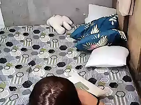 xxhottinybabe online show from 04-19-26, 03:13