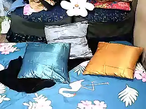 xxhottinybabe online show from 11-07-25, 04:17