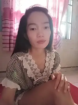 Snapshot of Lyly999 chatting on 10-26-25, 05:19 Lyly999 online show from 10-26-25, 05:19