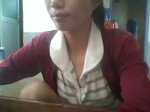 Snapshot of Lyly999 chatting on 10-20-25, 12:45 Lyly999 online show from 10-20-25, 12:45