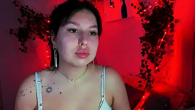 ChloeRicc online show from 02-08-26, 04:37