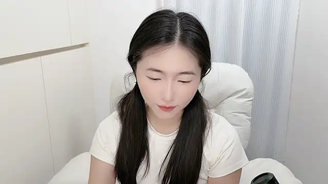 Rosalind xixi online show from 07-07-26, 01:41