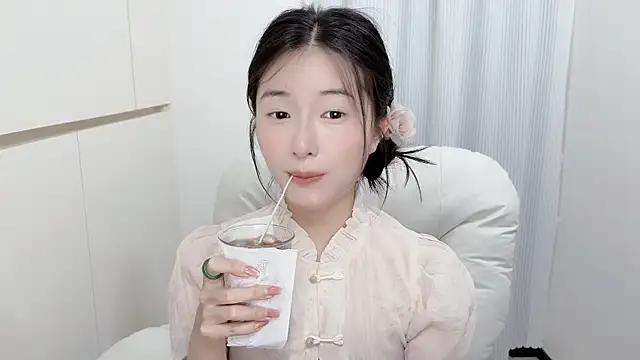 Rosalind xixi online show from 07-22-26, 02:02