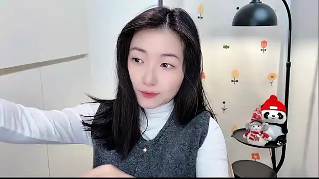 Rosalind xixi online show from 12-14-25, 02:18