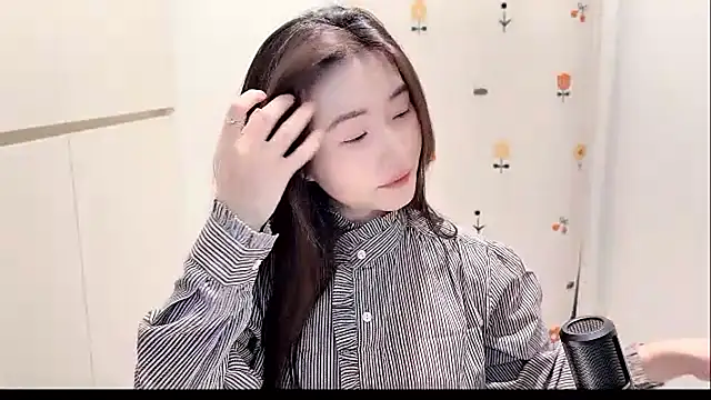 Rosalind xixi online show from 11-05-25, 08:39