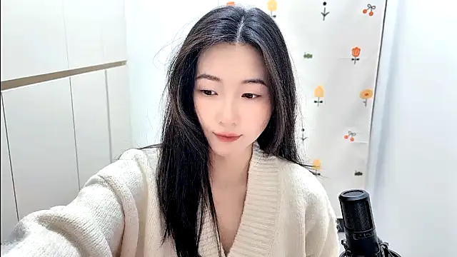 Rosalind xixi online show from 11-18-25, 06:28