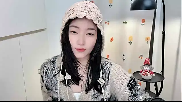 Rosalind xixi online show from 12-16-25, 03:00