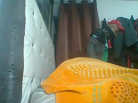 mexhotbi online show from 10-29-25, 03:49