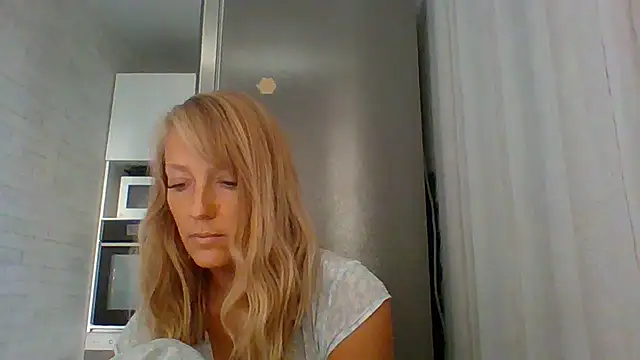 Vexxaa online show from 09-13-25, 01:11