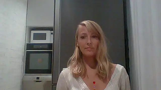 Vexxaa online show from 10-04-25, 04:19
