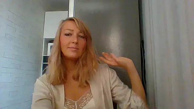 Vexxaa online show from 09-25-25, 06:41