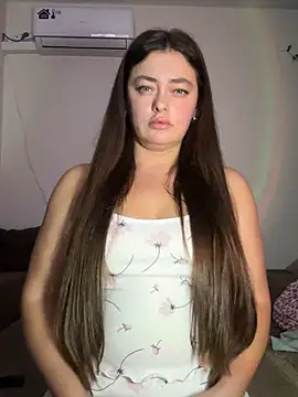 Snapshot of Waviii chatting on 11-27-25, 10:21 Waviii online show from 11-27-25, 10:21