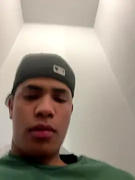 Snapshot of fuego01 chatting on 11-27-25, 06:36 fuego01 online show from 11-27-25, 06:36