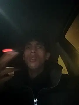 lusiboy96 online show from 10-21-25, 11:26