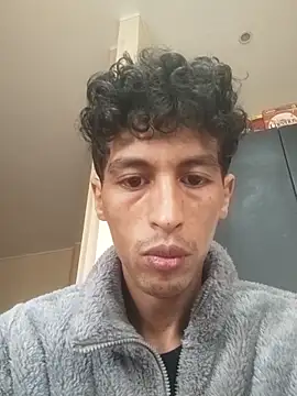 lusiboy96 online show from 10-01-25, 07:35