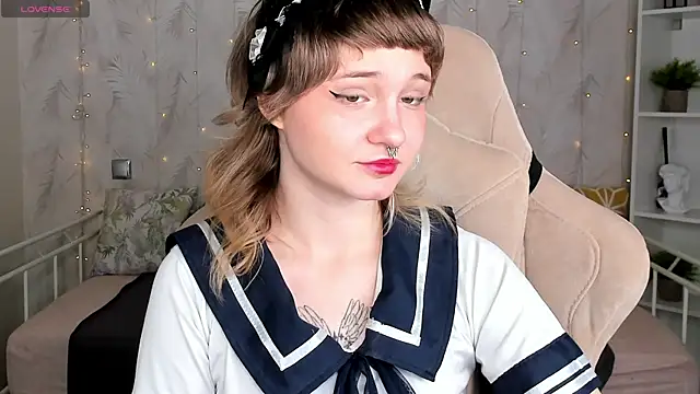 Tori Cutie online show from 04-21-26, 01:42