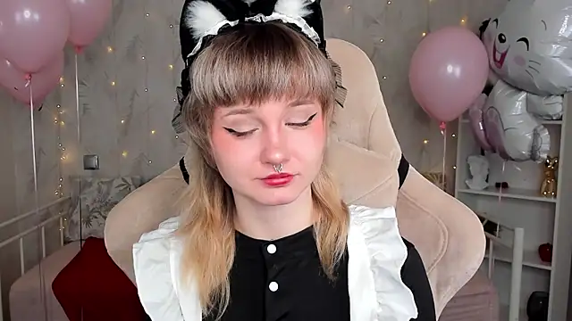 Tori Cutie online show from 04-03-26, 12:06