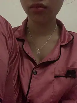 Nguyenha11 online show from 12-22-25, 09:31