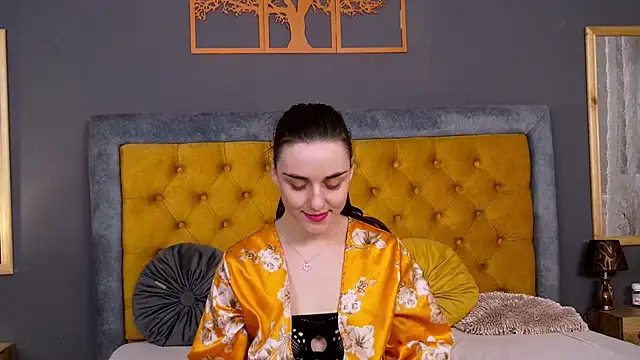 Snapshot of Jessica_White_ chatting on 01-14-26, 05:11 Jessica White online show from 01-14-26, 05:11