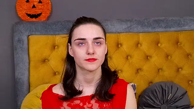 Snapshot of Jessica_White_ chatting on 12-22-25, 05:07 Jessica White online show from 12-22-25, 05:07