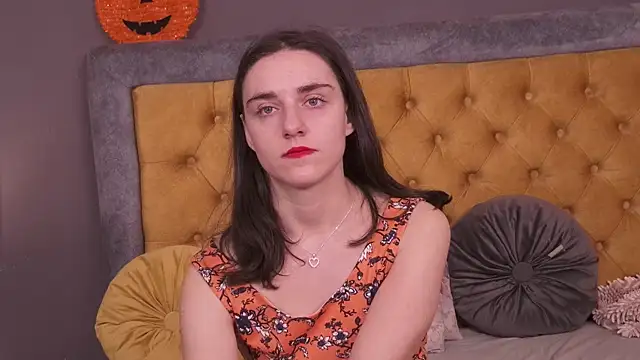 Snapshot of Jessica_White_ chatting on 11-28-25, 04:45 Jessica White online show from 11-28-25, 04:45