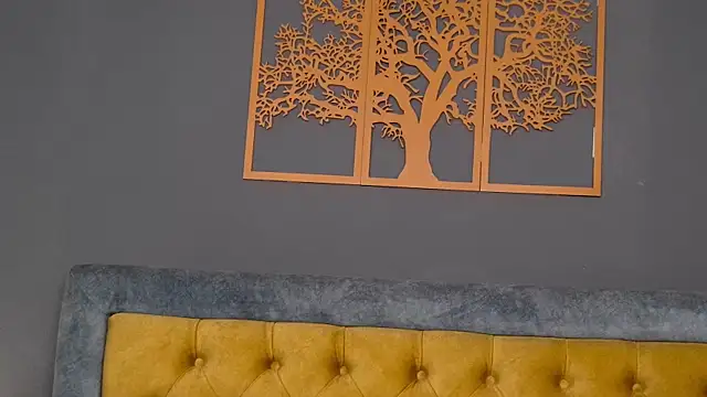 Jessica White  online show from 02-13-26, 04:01