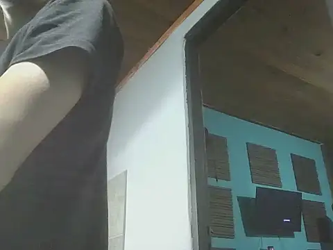 Snapshot of Rodrigo99_9 chatting on 05-22-26, 06:17 Rodrigo99 9 online show from 05-22-26, 06:17