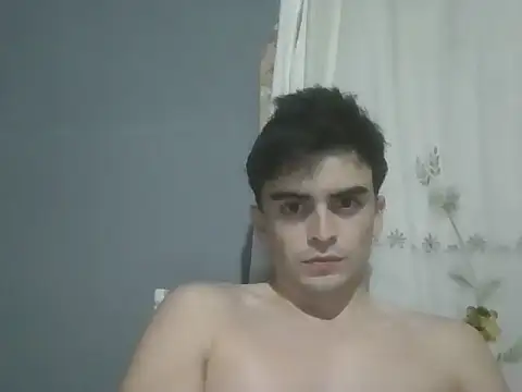 Snapshot of Rodrigo99_9 chatting on 06-11-26, 03:25 Rodrigo99 9 online show from 06-11-26, 03:25